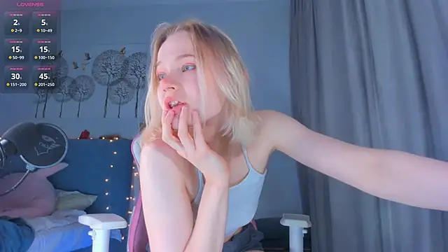 JennyWoody online show from March 19, 4:02 pm