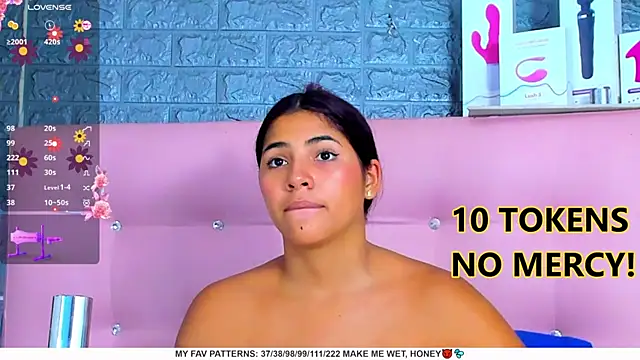 Snapshot of AriannaLewiis chatting on January 30, 7:37 pm AriannaLewiis online show from January 30, 7:37 pm