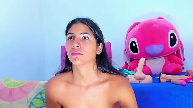 AriannaLewiis online show from May 25, 7:42 pm