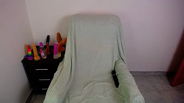 hot girl01 hanna online show from September 18, 10:12 pm