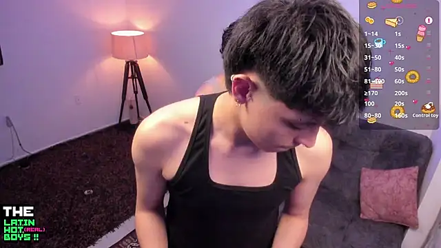 Snapshot of MyLatinHotBoys chatting on February 22, 3:23 am MyLatinHotBoys online show from February 22, 3:23 am