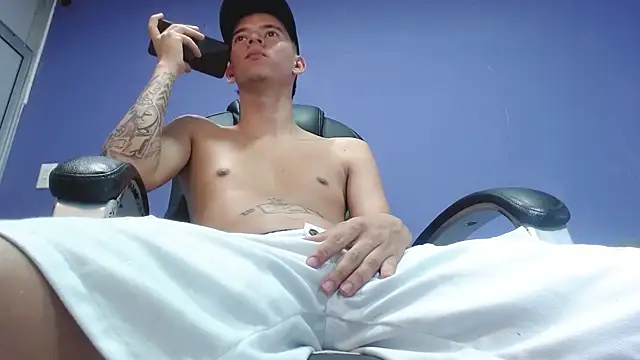 FrannBoy online show from March 3, 8:11 pm