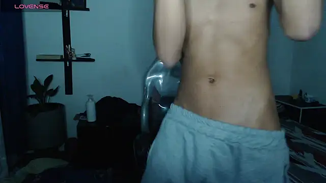 Snapshot of alanprince44 chatting on January 10, 12:49 am alanprince44 online show from January 10, 12:49 am