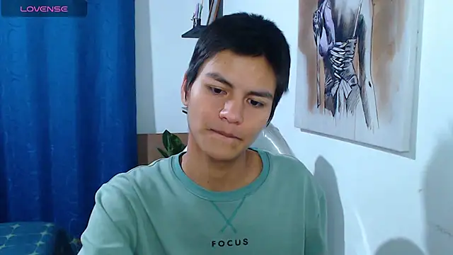 Snapshot of alanprince44 chatting on January 14, 7:48 am alanprince44 online show from January 14, 7:48 am