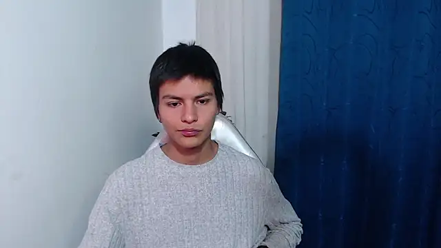 Snapshot of alanprince44 chatting on January 23, 11:15 pm alanprince44 online show from January 23, 11:15 pm