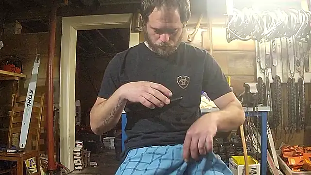 Bigoleslong98765 online show from April 5, 4:48 pm