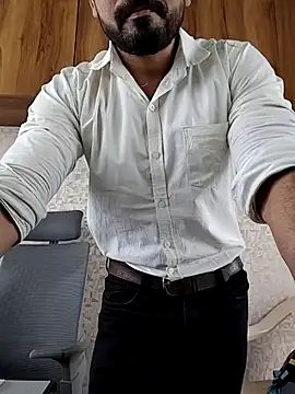 indianguy89 online show from February 11, 10:42 am