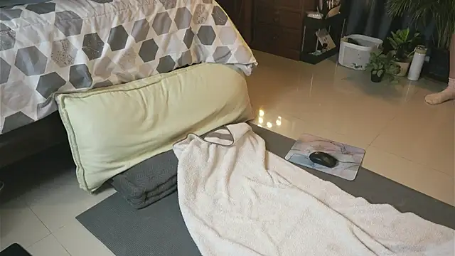 Winnie sweet online show from January 12, 12:12 pm