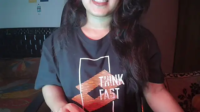 Most-Beautiful-Queen online show from November 30, 7:18 pm