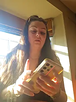 Britishbella online show from February 28, 3:15 pm