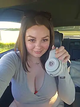 Britishbella online show from June 8, 6:08 pm