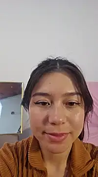 Snapshot of pink_flower_ chatting on January 21, 10:41 pm pink flower  online show from January 21, 10:41 pm