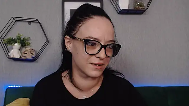 Snapshot of IzabelllNoir chatting on January 14, 10:55 pm IzabelllNoir online show from January 14, 10:55 pm
