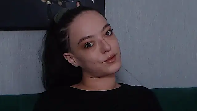 Snapshot of IzabelllNoir chatting on February 22, 9:56 am IzabelllNoir online show from February 22, 9:56 am
