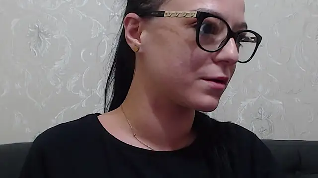 Snapshot of IzabelllNoir chatting on March 13, 8:04 am IzabelllNoir online show from March 13, 8:04 am