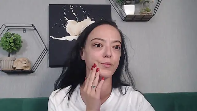 Snapshot of IzabelllNoir chatting on September 18, 10:06 am IzabelllNoir online show from September 18, 10:06 am