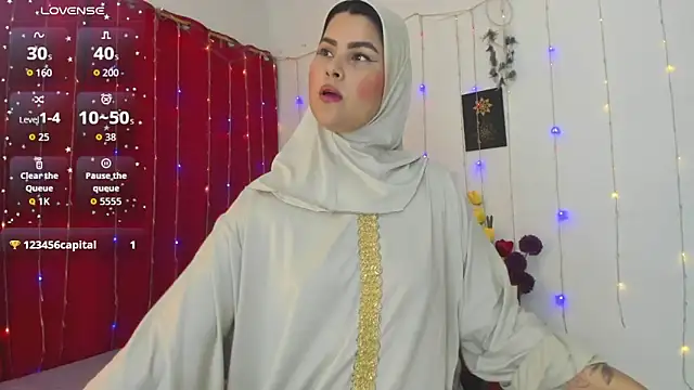 AishaAmin  online show from March 30, 12:28 pm