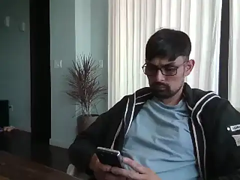 spence204011 online show from January 1, 6:38 pm