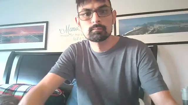 spence204011 online show from June 22, 9:01 pm