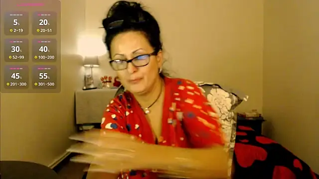 YourDreamLoverr online show from February 12, 11:51 pm