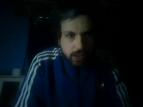 Snapshot of fred301993 chatting on December 27, 9:32 pm fred301993 online show from December 27, 9:32 pm