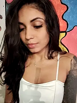 Snapshot of Anifer chatting on January 17, 9:28 pm Anifer online show from January 17, 9:28 pm