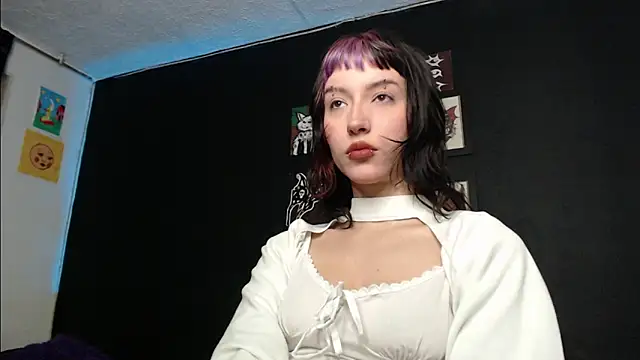 Snapshot of niakat_ chatting on January 17, 6:36 am niakat online show from January 17, 6:36 am