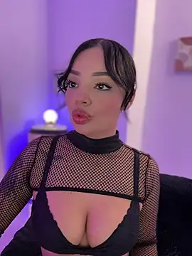 Sara LipsX online show from February 7, 12:36 am