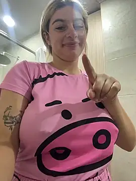 AtheneaRossi online show from March 24, 9:25 am