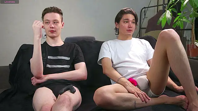 cherrydany online show from March 1, 7:21 am