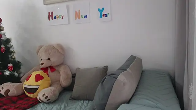  JustmeHere  online show from January 7, 11:56 am