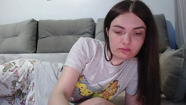  JustmeHere  online show from April 3, 6:17 pm