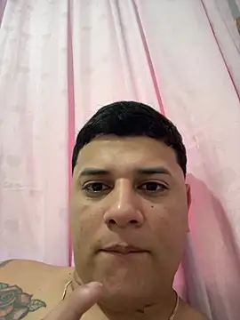 Snapshot of Jefrey0298 chatting on May 18, 6:47 pm Jefrey0298 online show from May 18, 6:47 pm