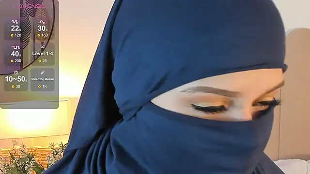 Snapshot of anna-henao chatting on February 4, 12:55 pm anna-henao online show from February 4, 12:55 pm