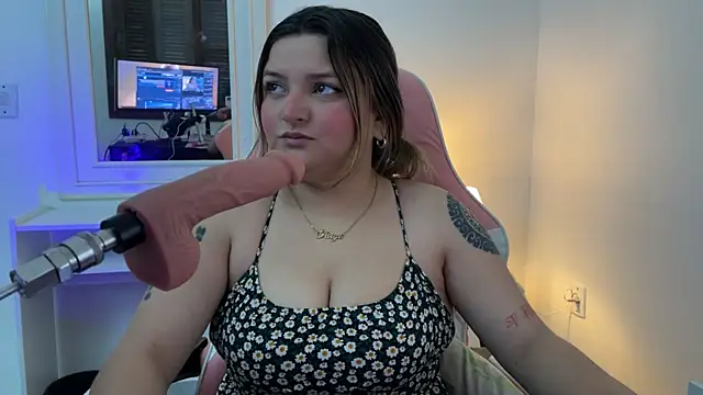 Snapshot of SweetPaige_ chatting on September 30, 3:50 pm SweetPaige online show from September 30, 3:50 pm