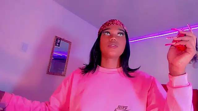 naomy  xx online show from March 13, 5:43 am