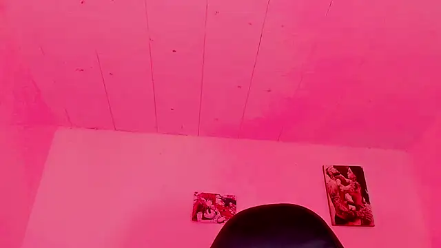 naomy  xx online show from October 3, 3:03 am