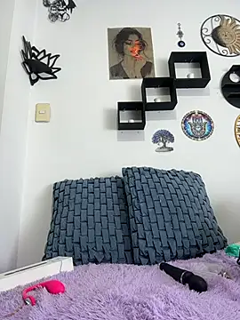 jamilaross online show from June 27, 11:54 pm