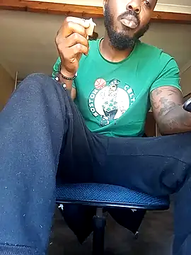 Snapshot of Goodsense chatting on December 21, 8:39 am Goodsense online show from December 21, 8:39 am