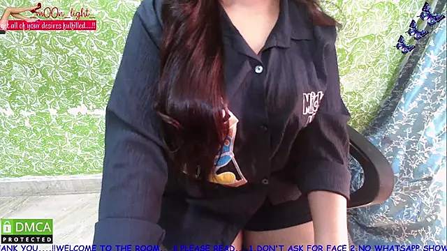 Snapshot of _mOOn_light_ chatting on October 13, 5:40 am mOOn light online show from October 13, 5:40 am