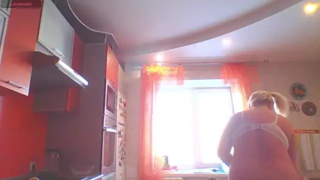 mira robinsonnn online show from January 15, 5:01 am