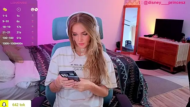 PrincessVS online show from November 17, 4:29 am