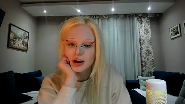 sashakiss99 online show from December 19, 7:32 pm