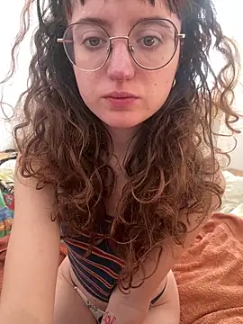  foxygirl  online show from April 2, 9:07 am