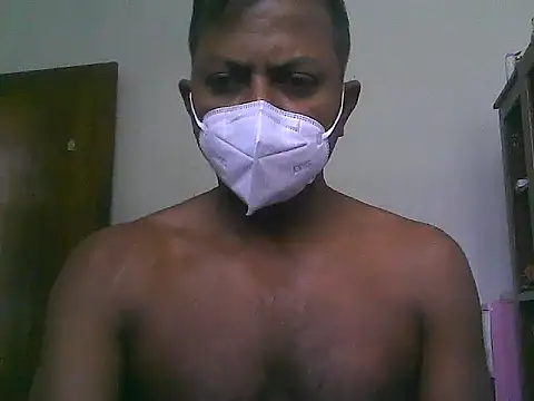 Snapshot of chocodk01 chatting on February 8, 6:22 am chocodk01 online show from February 8, 6:22 am