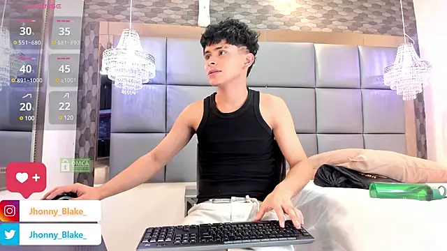 Jhonny-Blake online show from March 6, 8:59 pm