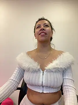 Alanna atm  online show from March 6, 8:33 am