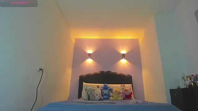 Sofia Clauss  online show from March 15, 4:18 am