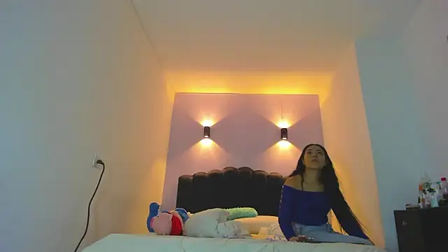 Sofia Clauss  online show from March 30, 4:02 am