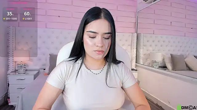 Snapshot of Yaaky_ chatting on February 17, 8:36 pm Yaaky online show from February 17, 8:36 pm